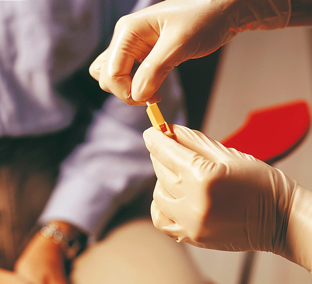 HemoCueのアクセサリと消耗品